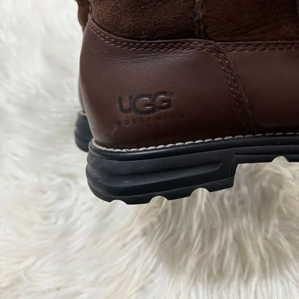 UGG cozy brown